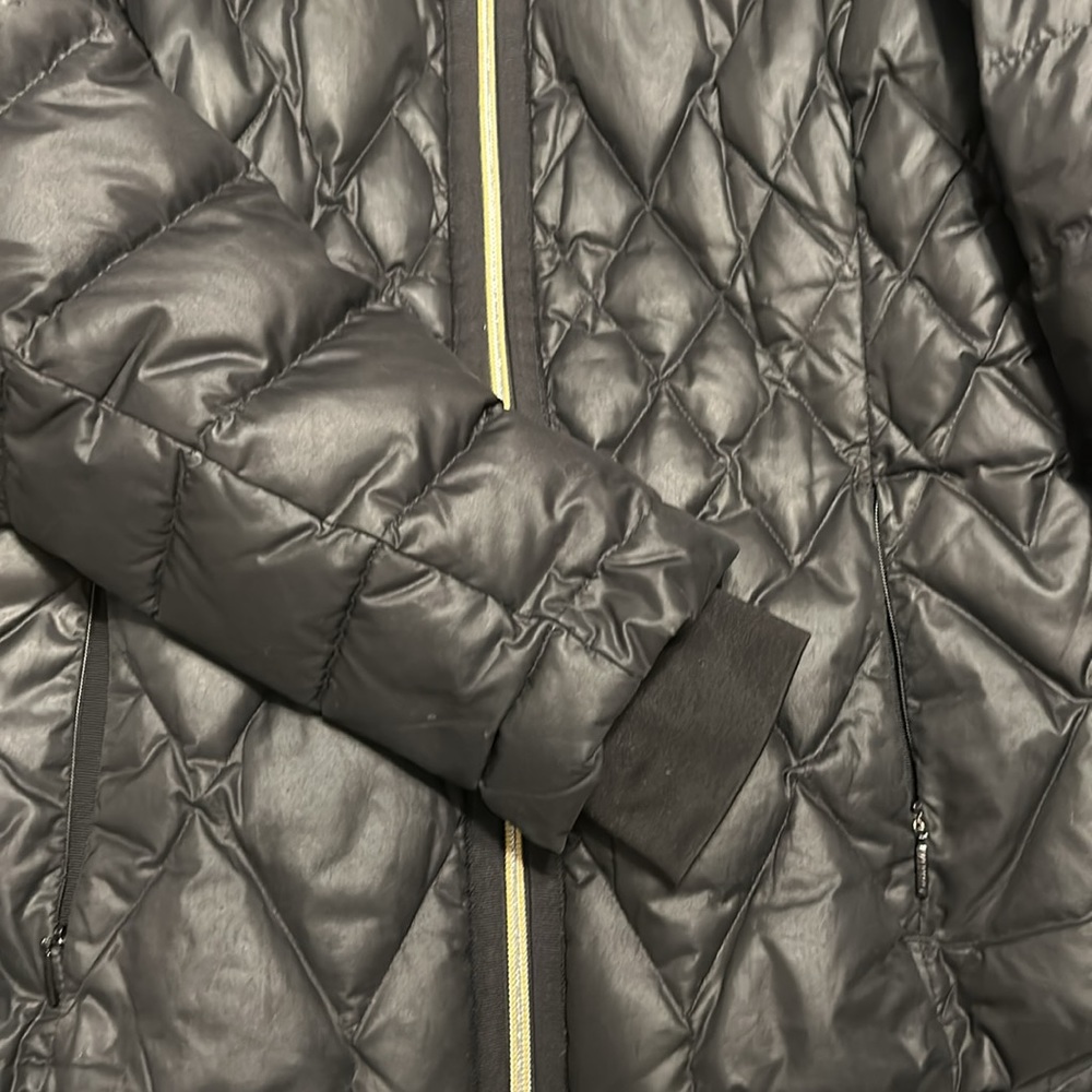 Athleta Lightweight Puffer Jacket - image 7